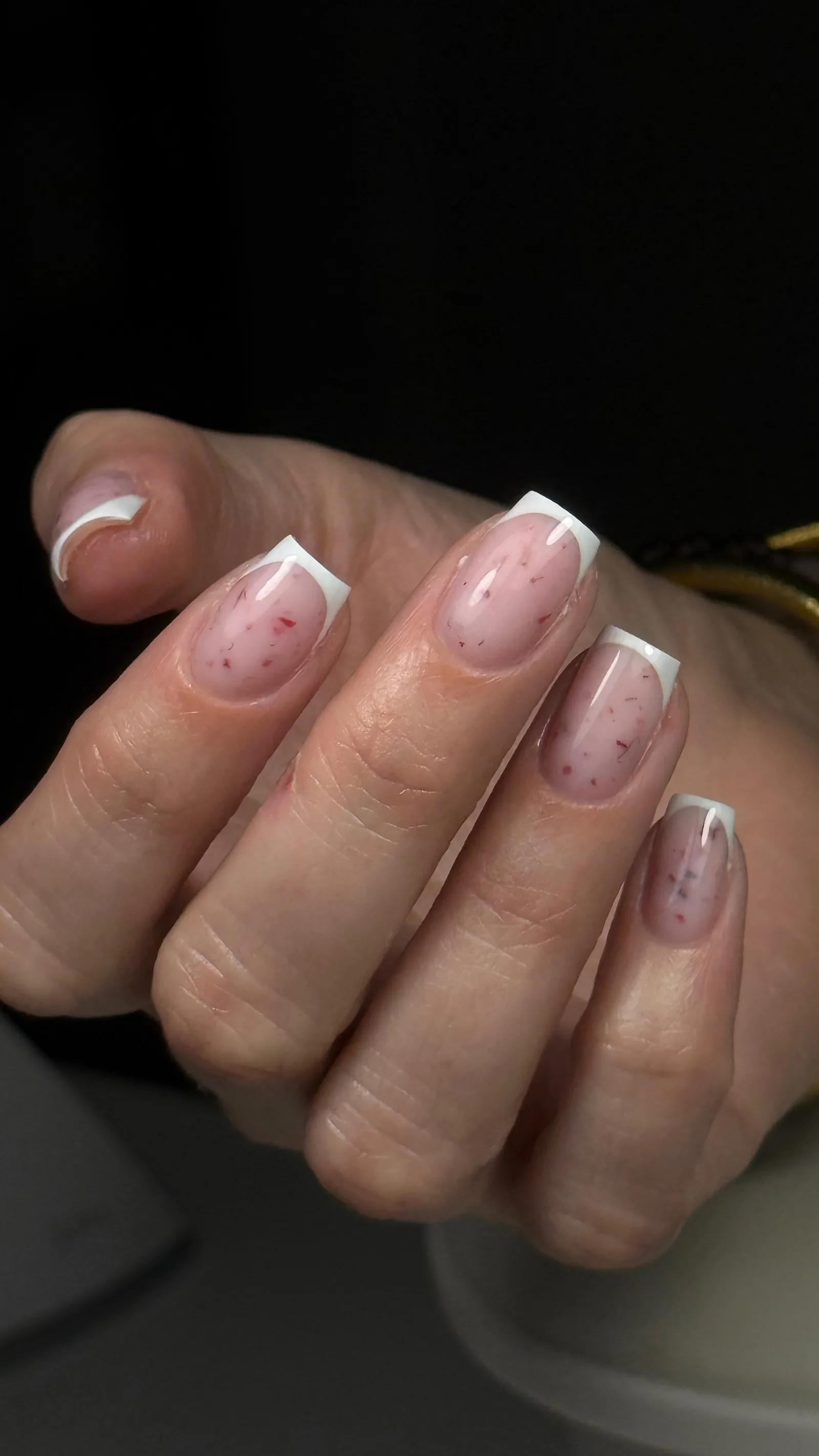 Photo réelle d'une seconde réalisation onglerie par MALONE BeautyNails